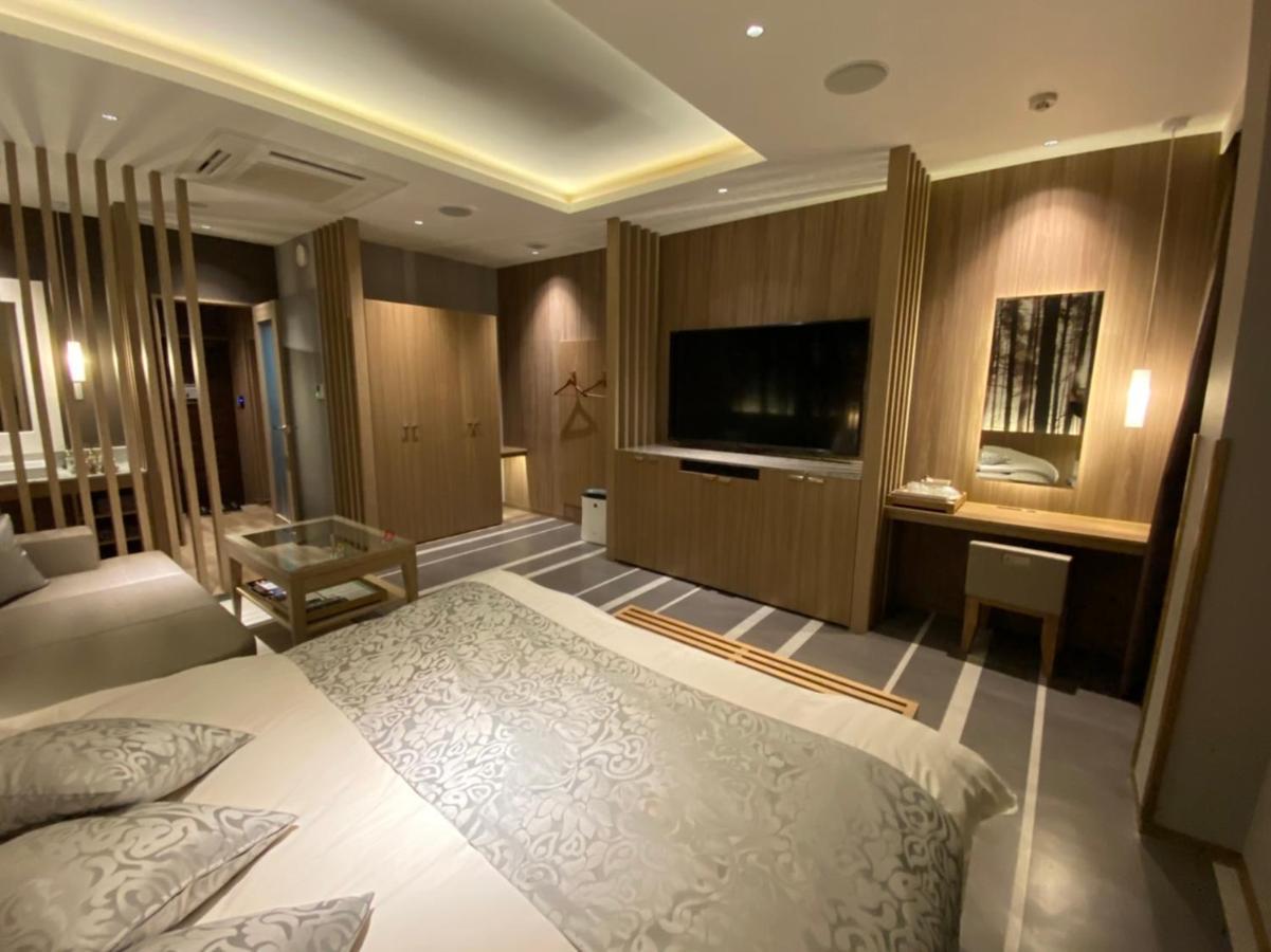ホテル ポルト 男塾ホテルグループ (Adults Only) Himeji Εξωτερικό φωτογραφία
